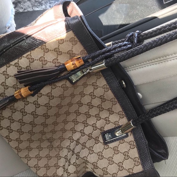 Gucci Bella Tote - Picture 2 of 8